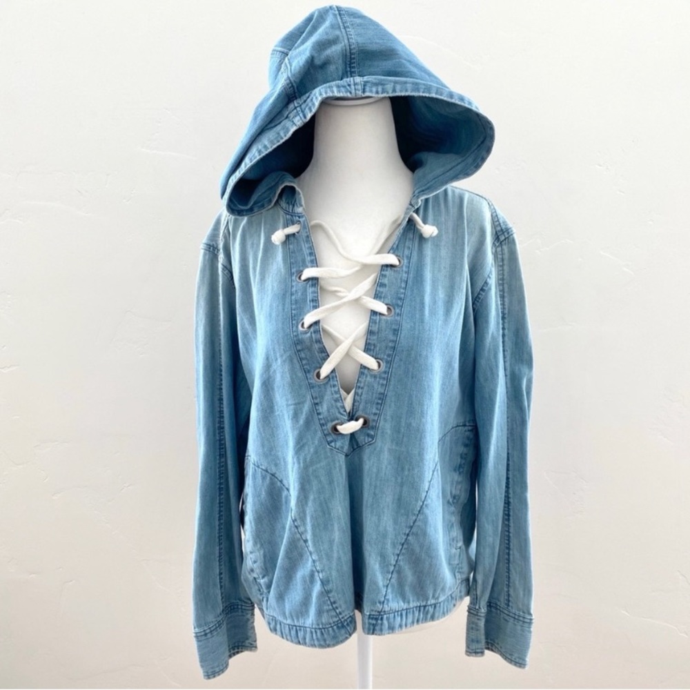 American Eagle Outfitters hockey jersey denim lace up hooded pull over